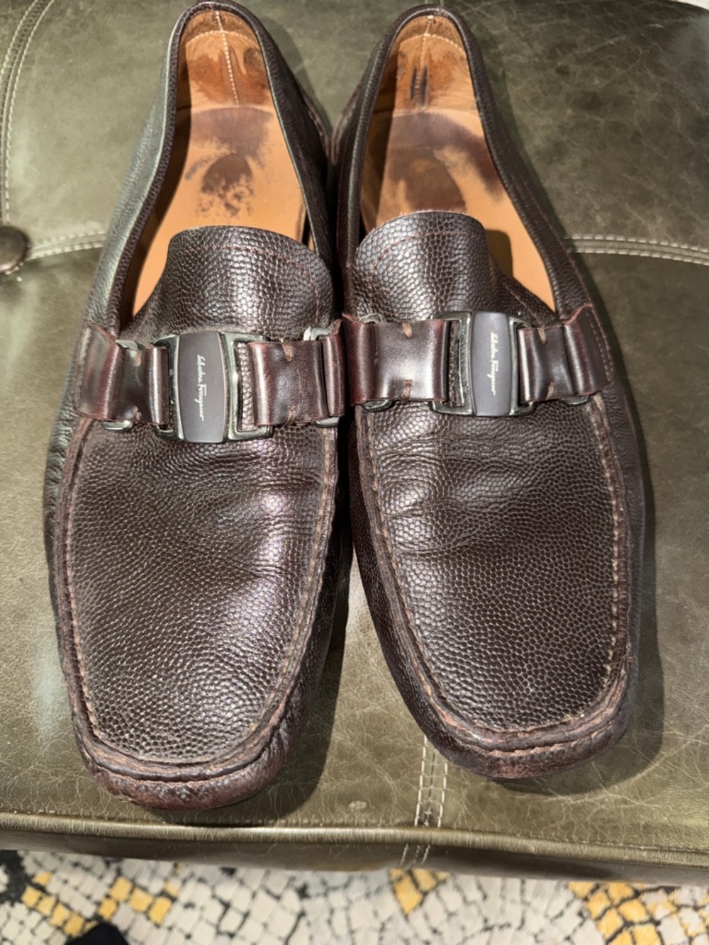 Salvatore FERRAGAMO driving leather loafers size 9.5 EE